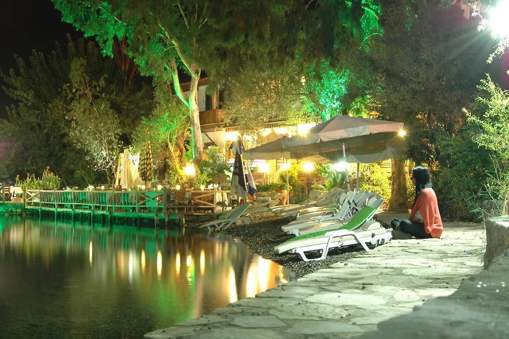Tamara Beach 塞利米耶 住宿加早餐酒店