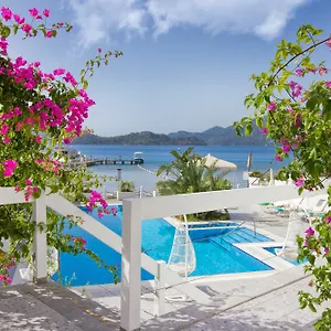 Poseidon Boutique And Yacht Club Otel